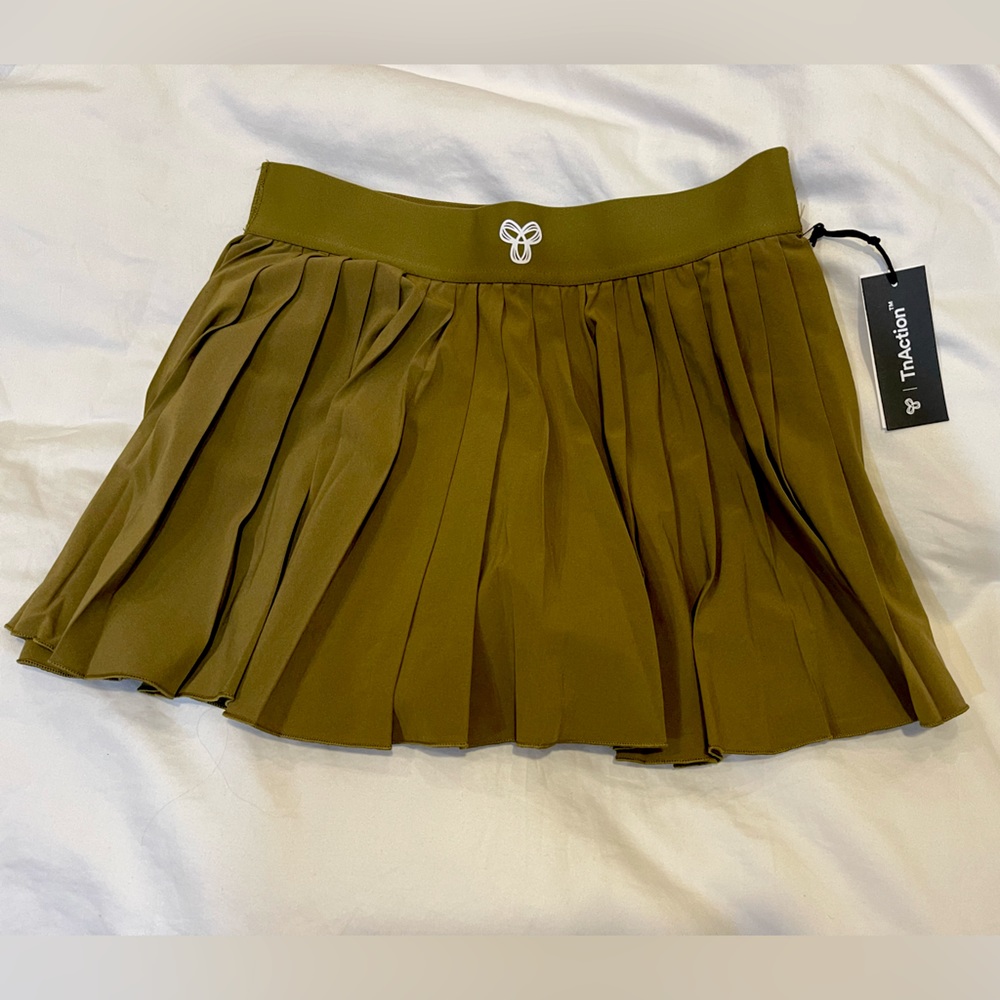 TnAction move Tennis Micro Skirt | Ancient Olive